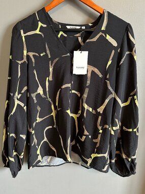 B.Young Black blouse Women's size 36 (8) New with tags